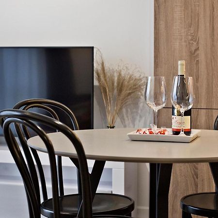 Goclaw P&O Serviced Apartments Warsaw Exterior photo