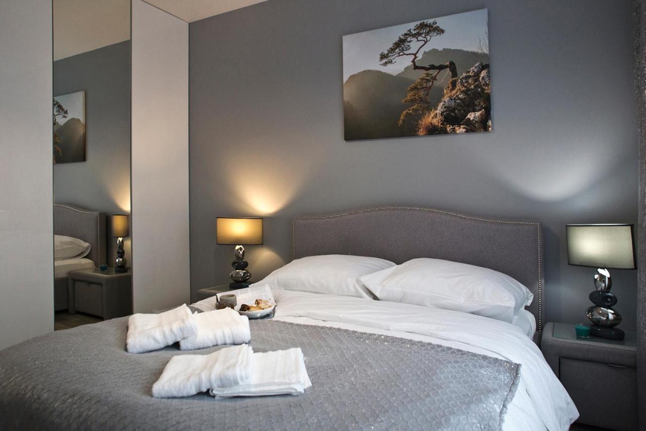 Goclaw P&O Serviced Apartments Warsaw Exterior photo